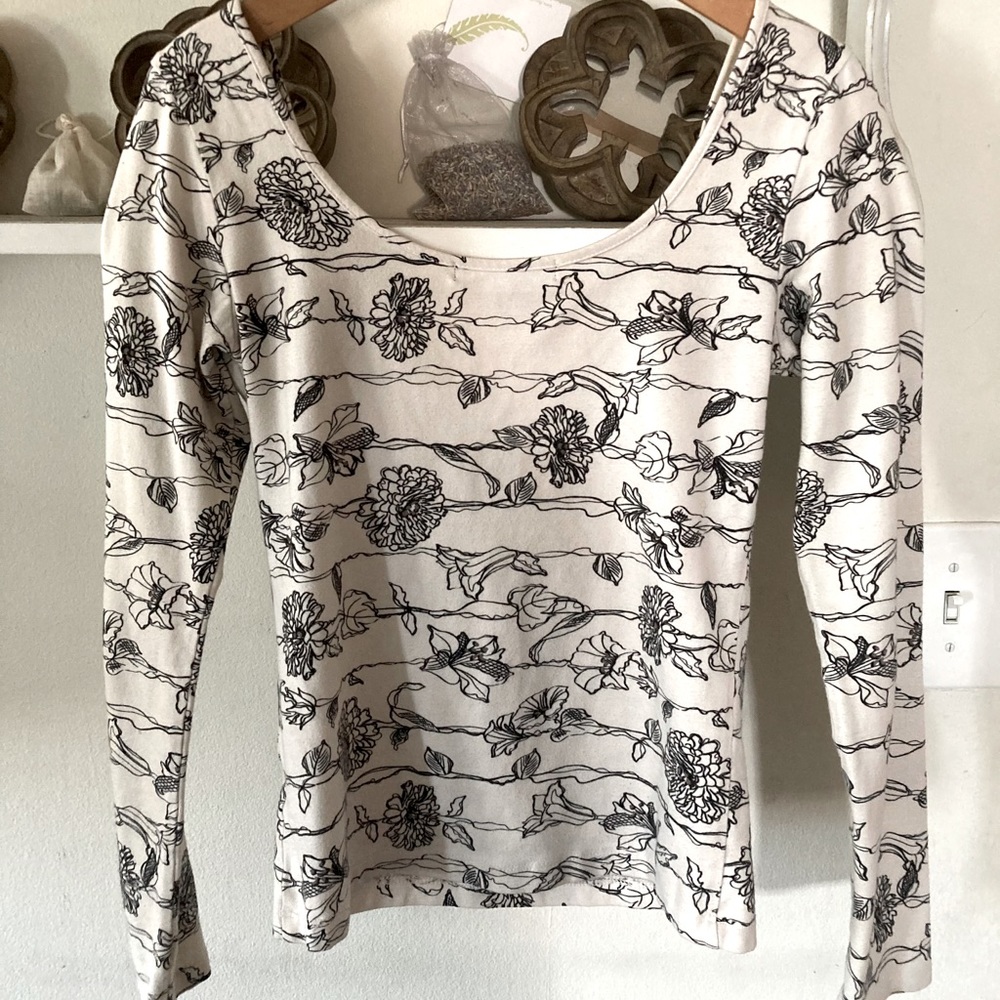 BP Long Sleeve Print Fitted Top